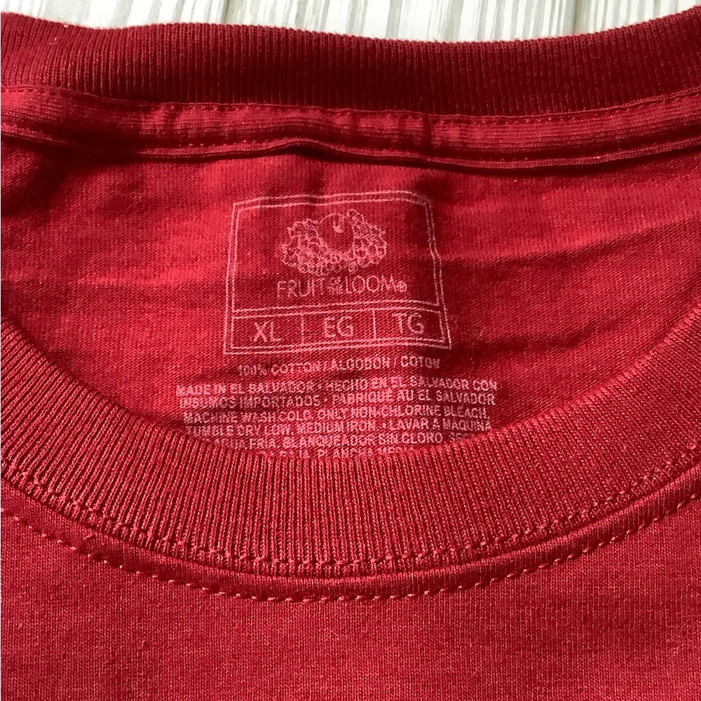 NWT! Men’s Cotton T-shirt Short Sleeve Wine Red (XL) - Picture 2 of 3